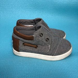 TOMS TINY BIMINI Size 7 Grey Shoe Sneakers Toddler Boy High Top Easy Pull-on.